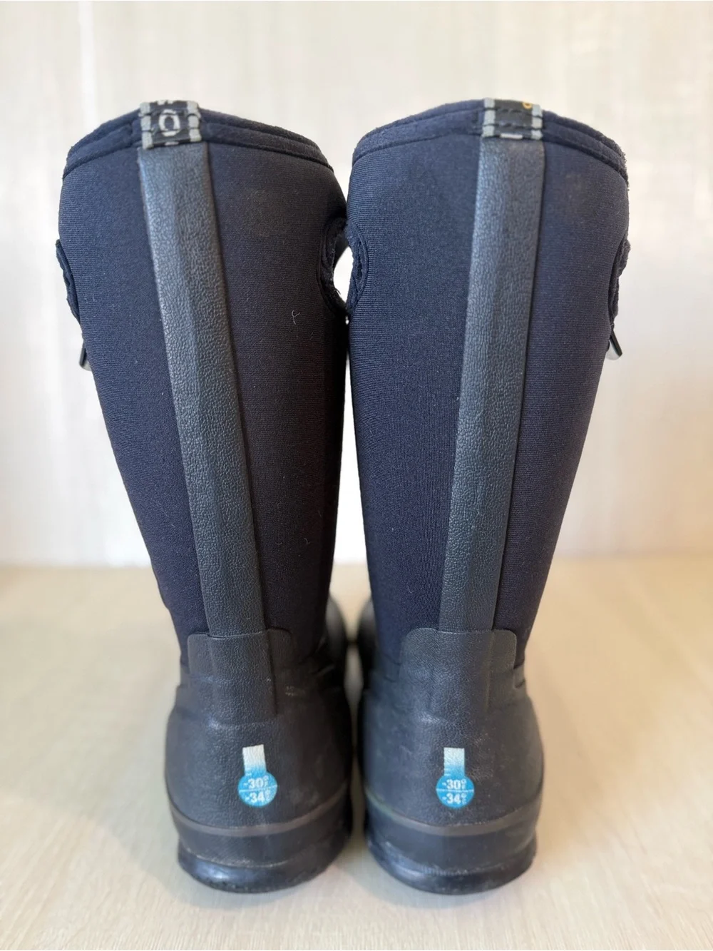 BOGS Classic High Waterproof Boots Youth US 4/EU 37 Black Neoprene Vibram Winter